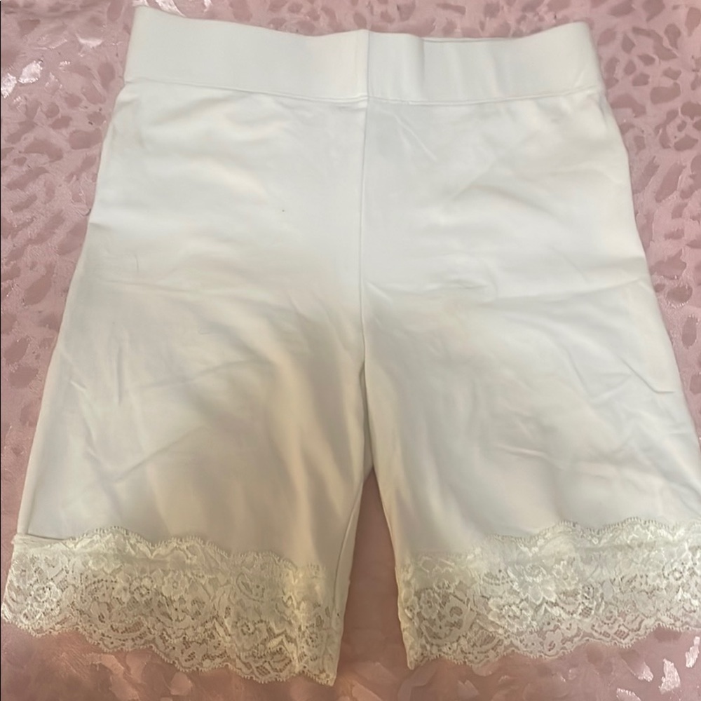 Elegant White Lace Trim Women's Shorts